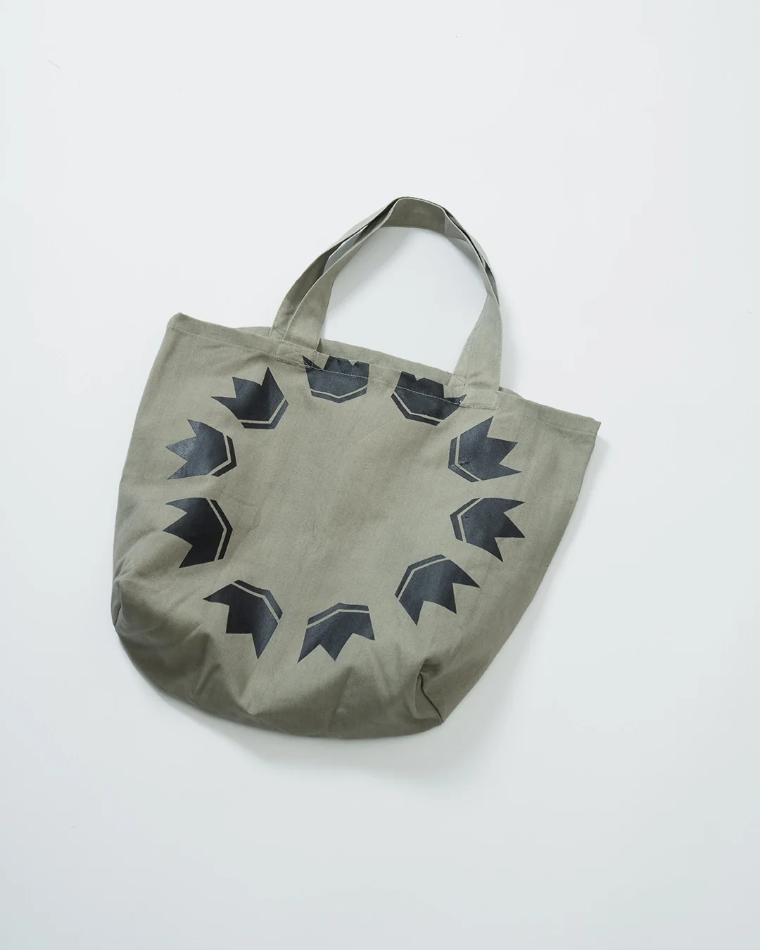 Heavy Lies the Crown Eco Bag - Image 3