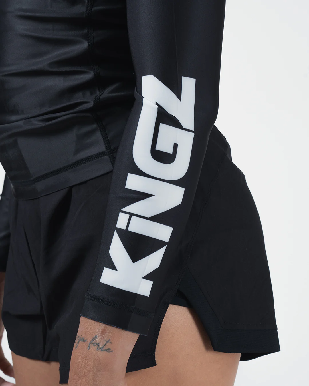 Kore V2 Long Sleeve Rashguard - Image 11