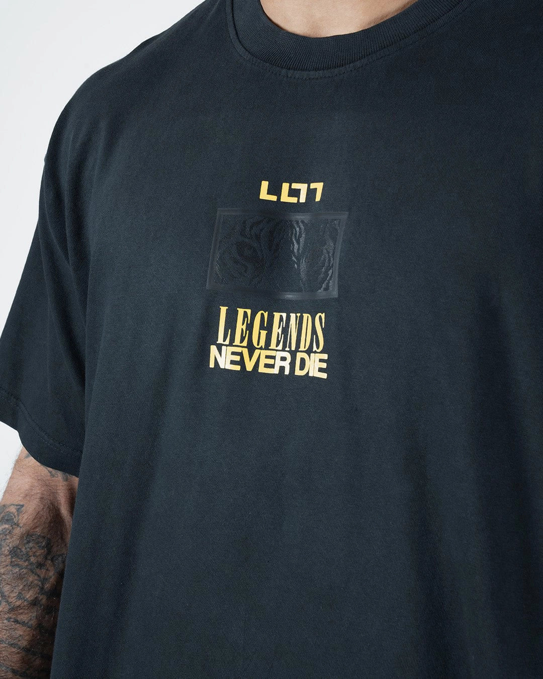 Leandro Lo Legends Never Die Tiger Tee - Image 9