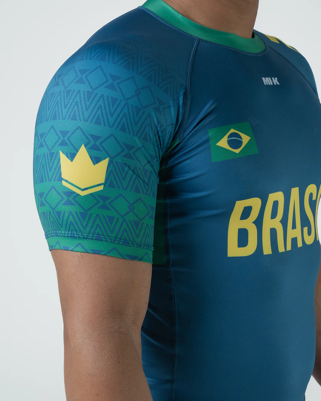 MI-K Roots Rashguard - Image 11