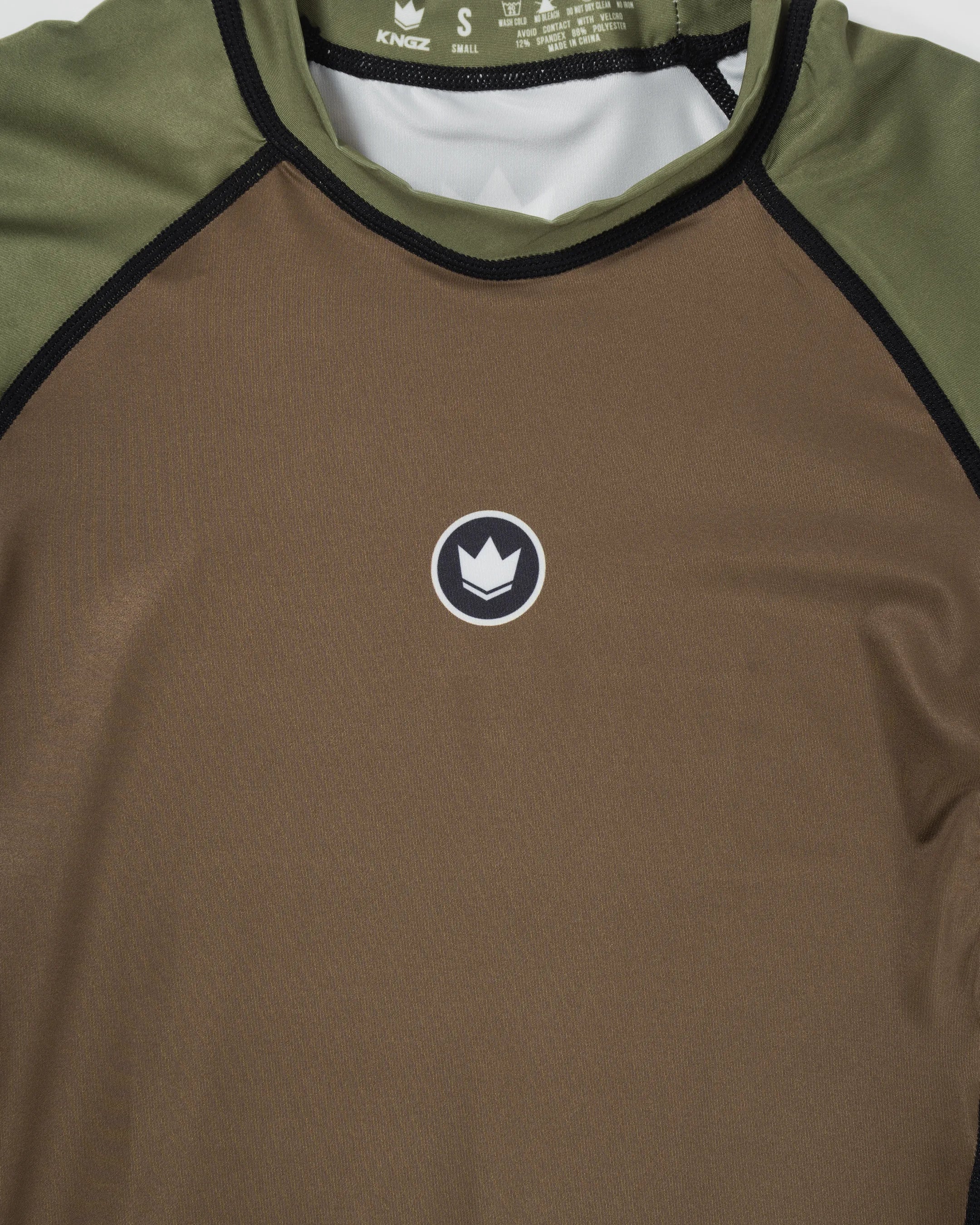 Terra Rashguard - Image 3